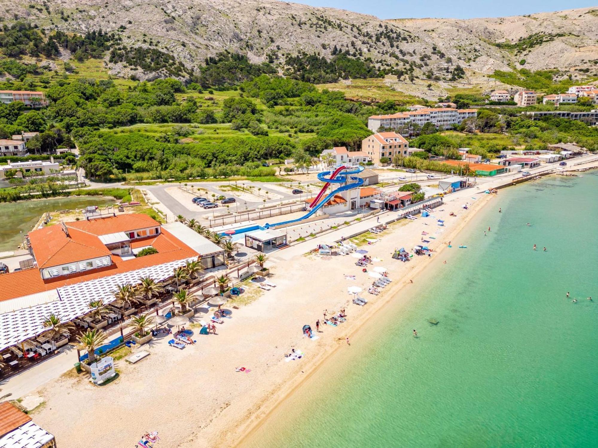Curic Beachfront *
