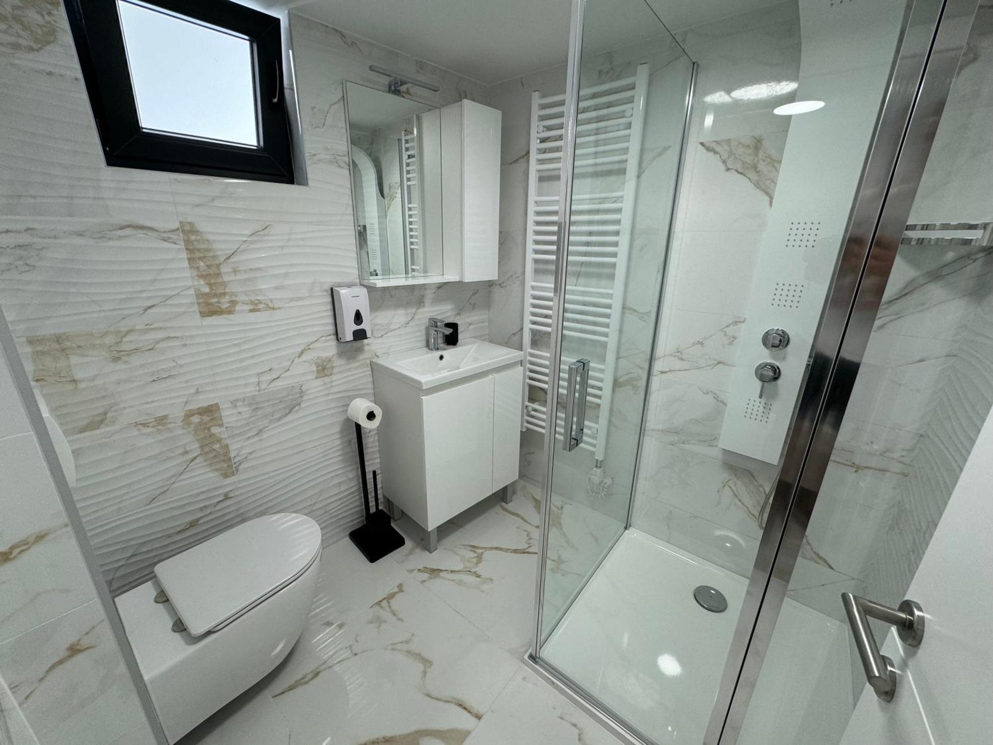 Apartment Curic Beachfront *