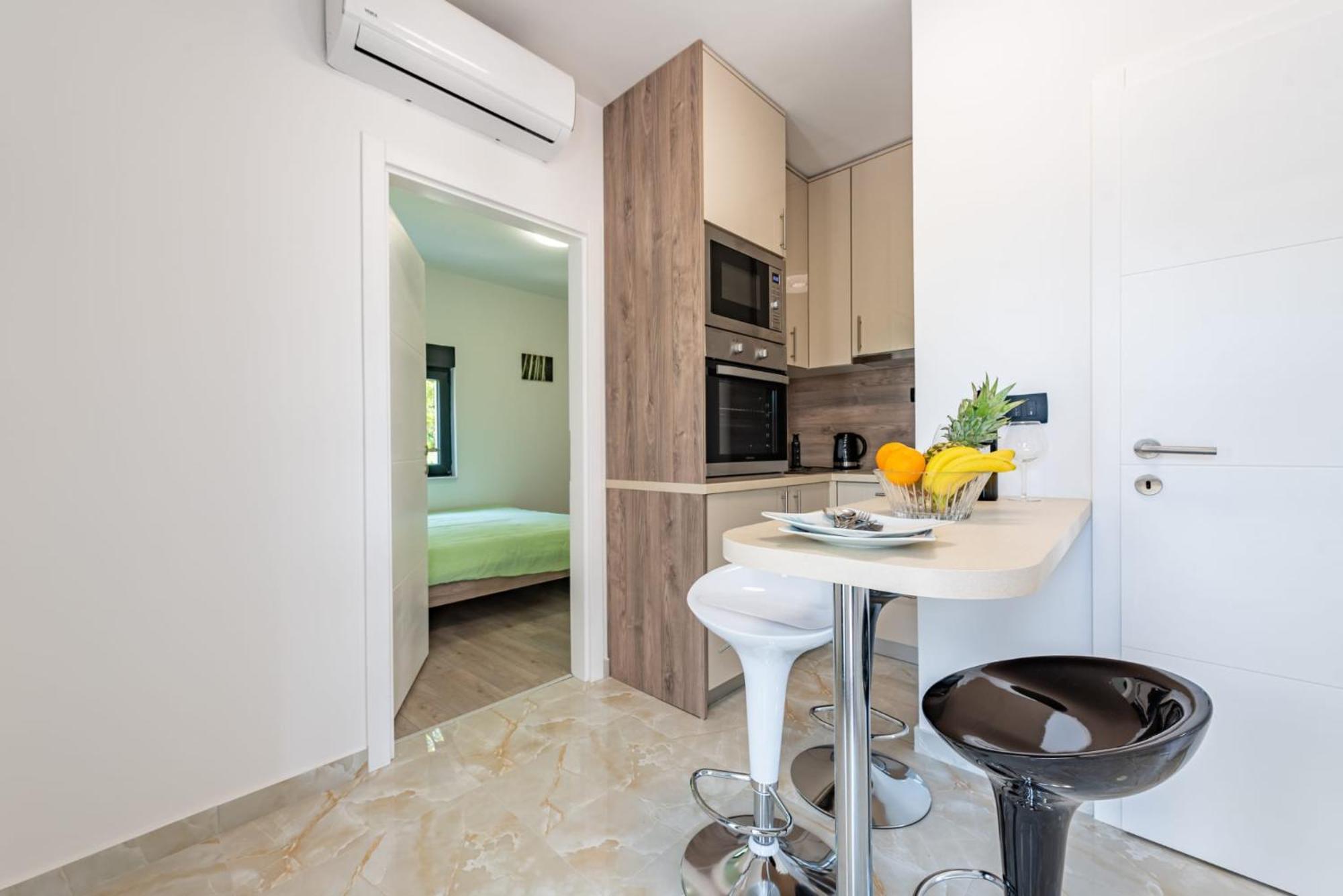 Curic Beachfront *