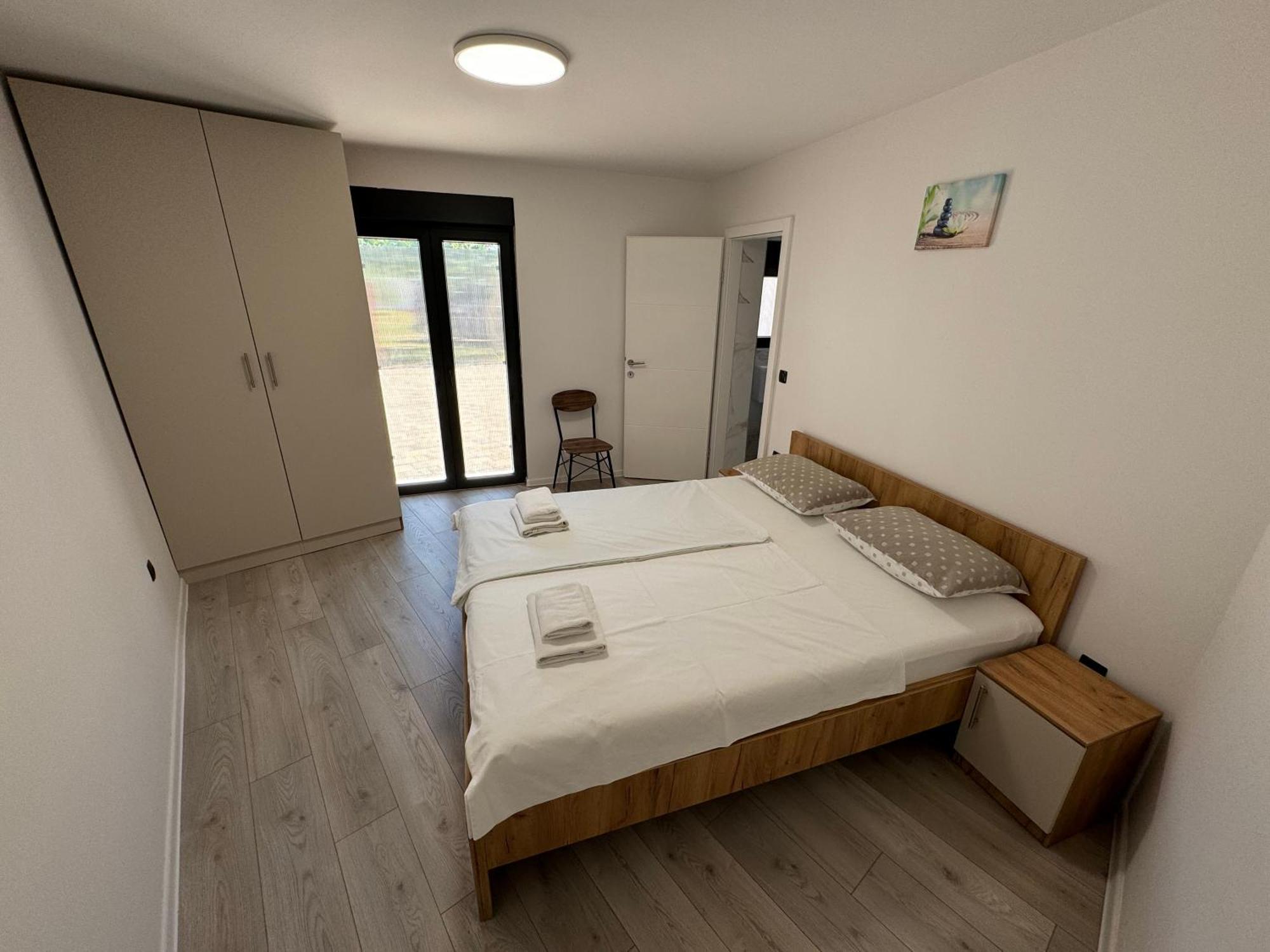 Curic Beachfront Apartma *